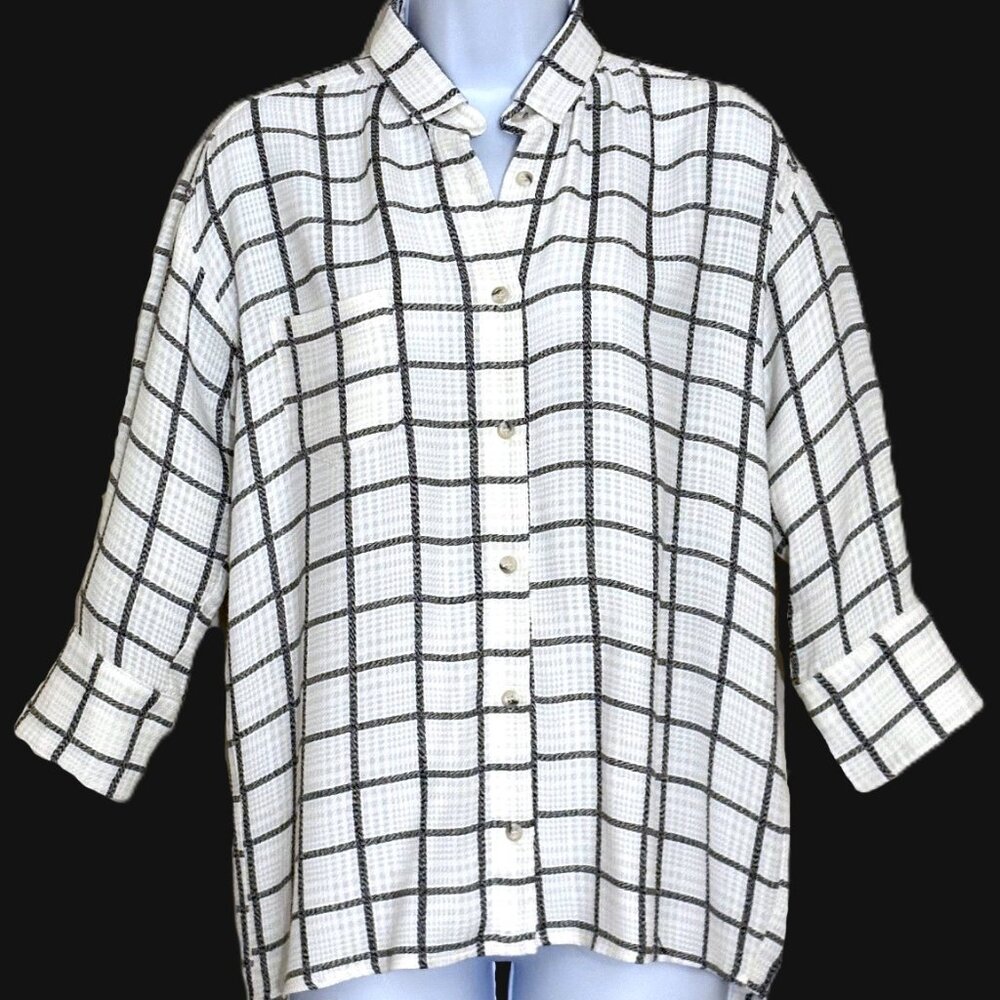 Myne by ashely ann  Woven Half-Sleeved Top